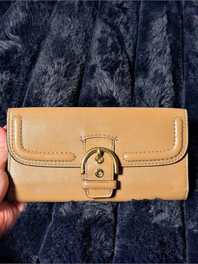 Coach Campbell Leather Wallet